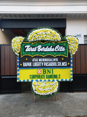 Papan Bunga Duka di Monjok