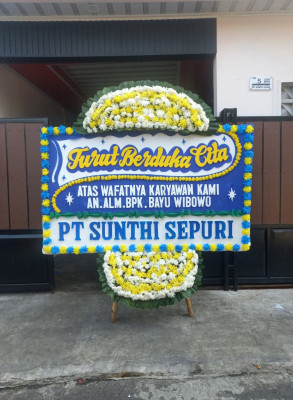 Papan Bunga Duka di Monjok